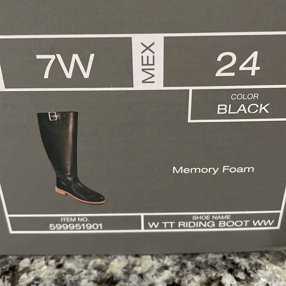 Time and Tru Riding Boots - Picture 9 of 10